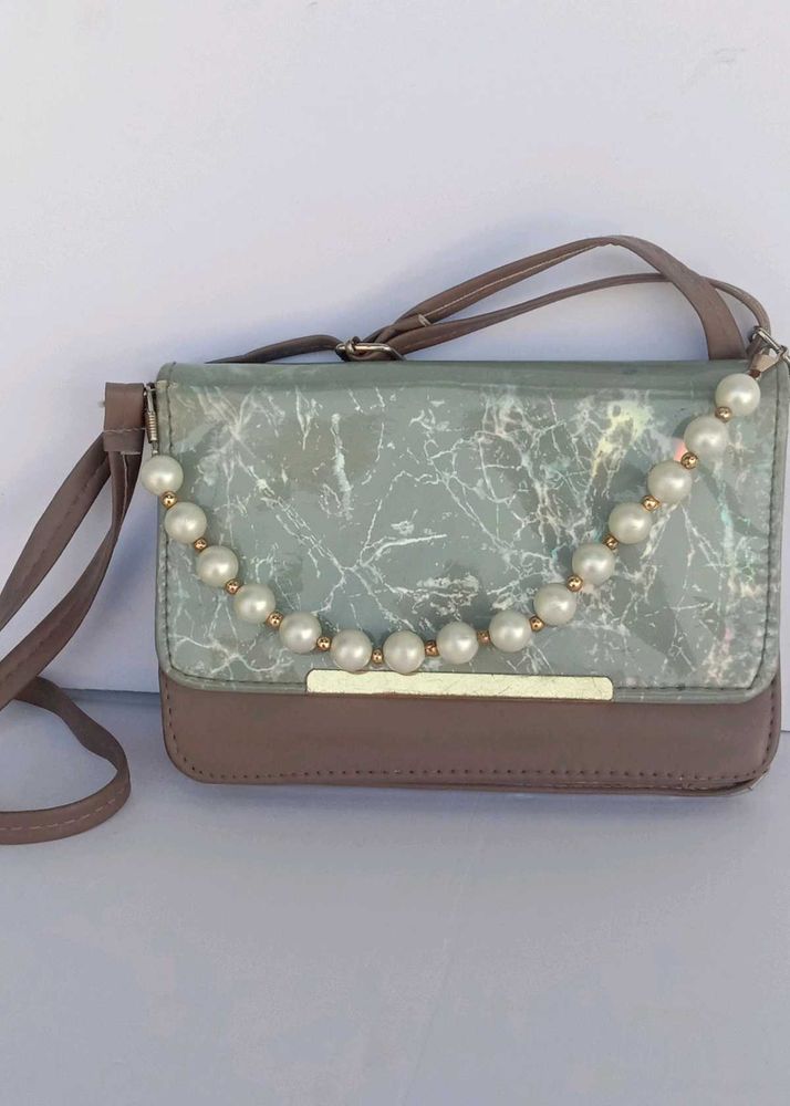 Sling Bag 🛍️🛍️🛍️