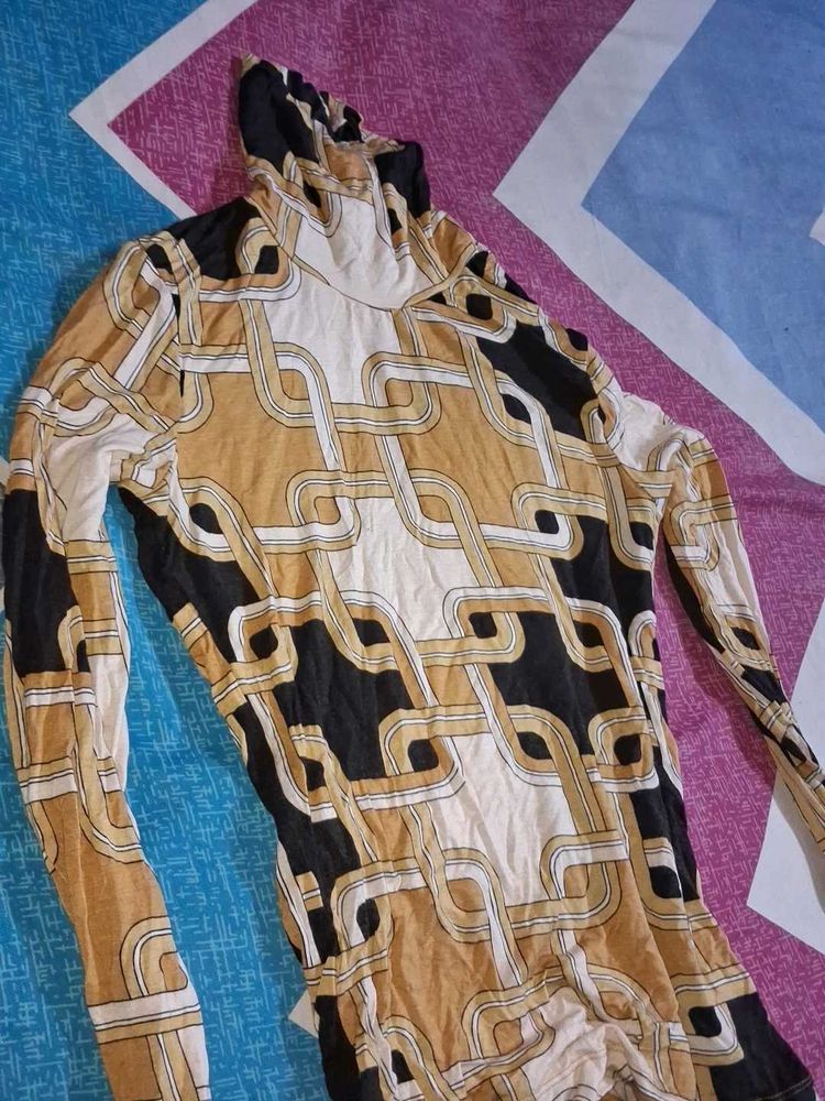 Abstract Print Turtleneck Top