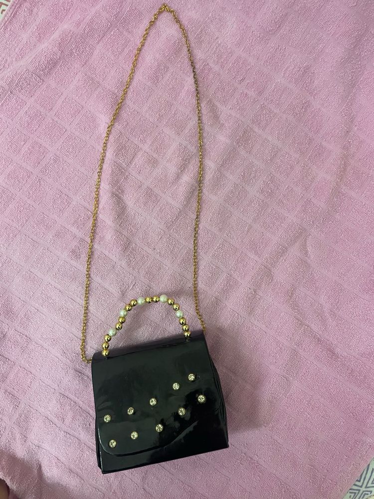 Chic Black Handbag