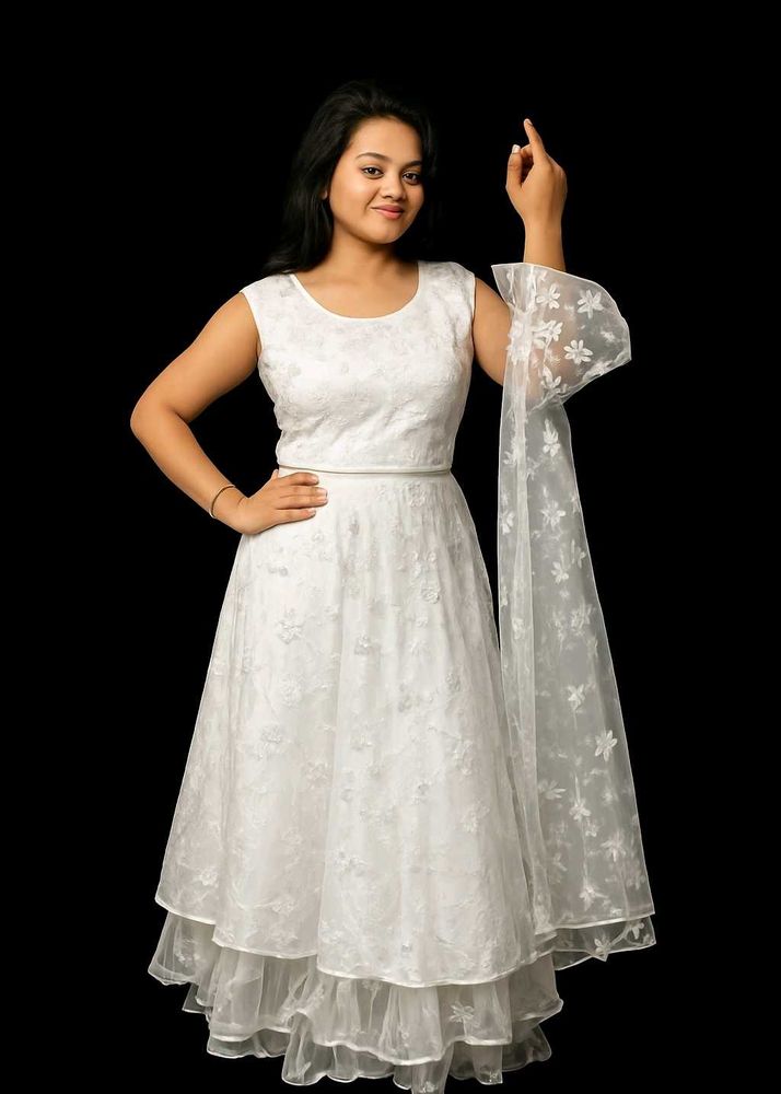Elegant White Lace Dress