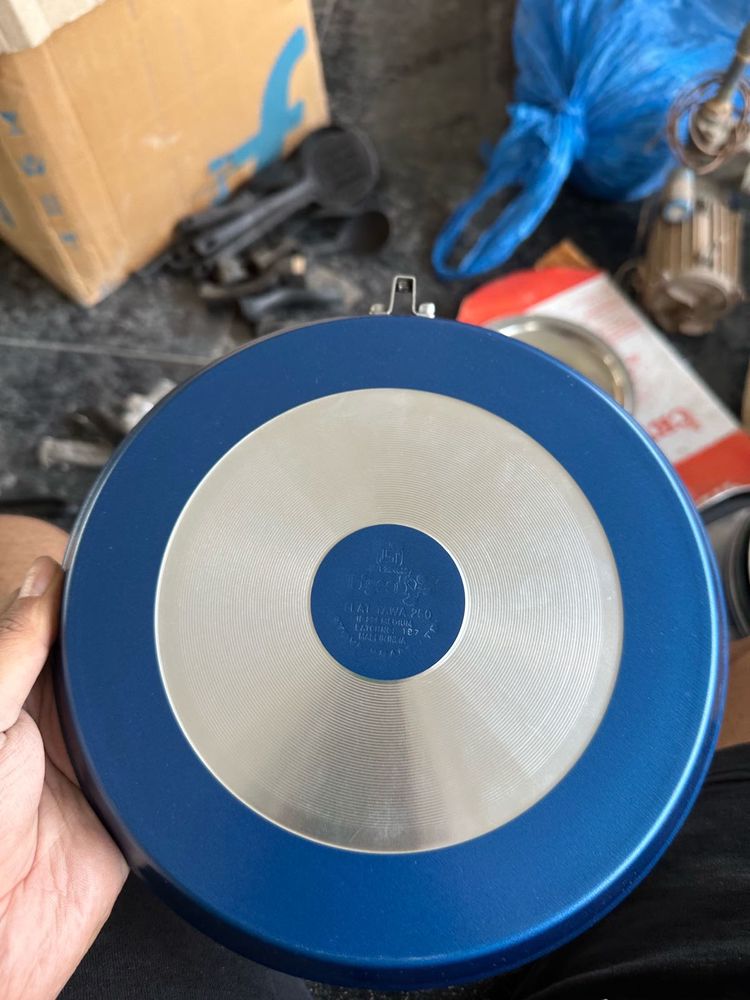 Non Stick Cookware Twa Unused Peigon