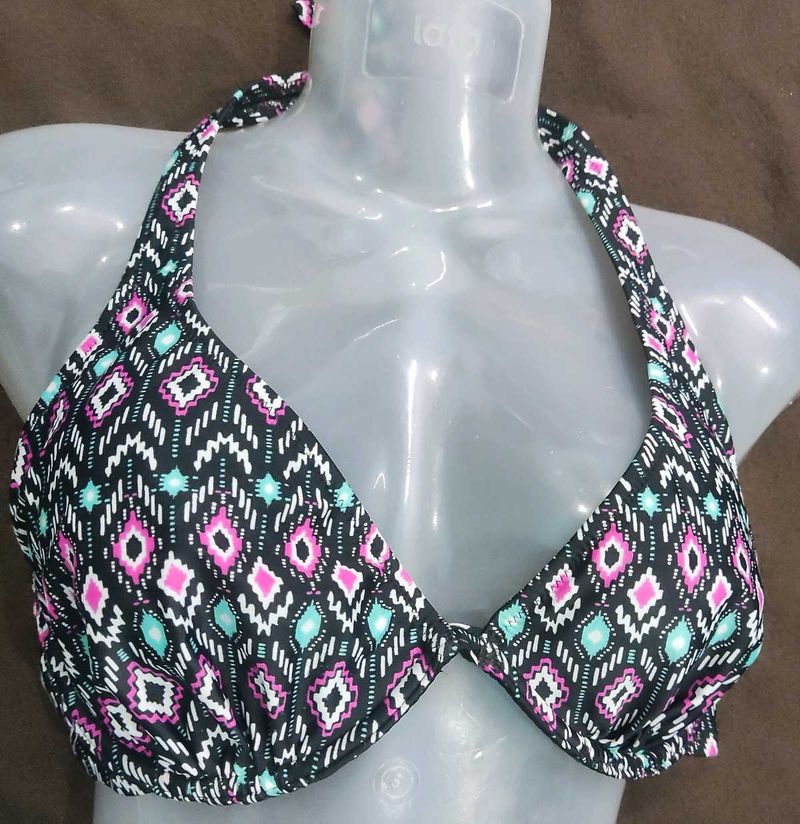 Patterned Bikini Top 🖤