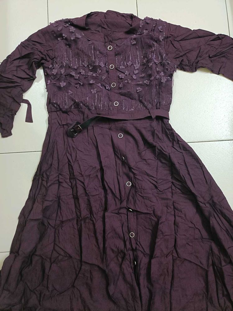 Elegant Plum Flowy Dress – Unworn