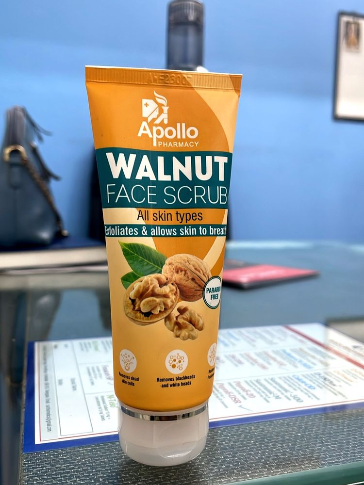 Apollo Pharmacy Walnut Face Scrub