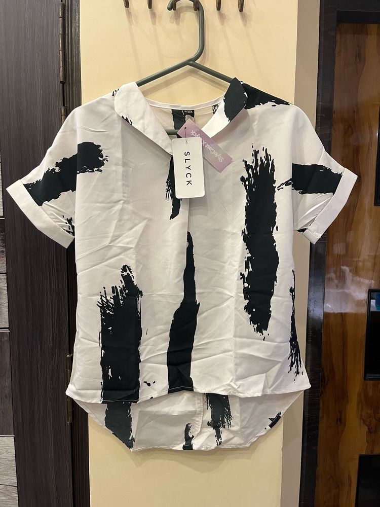 Stylish Black &amp; White Top