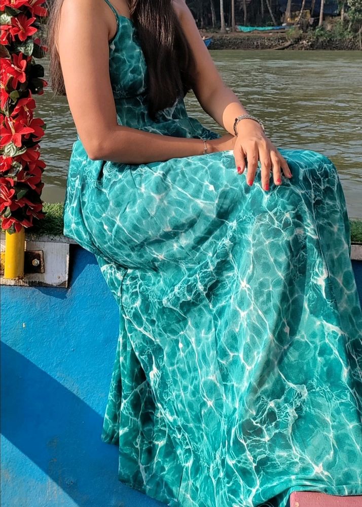 One Time Used Full Lenth Dress