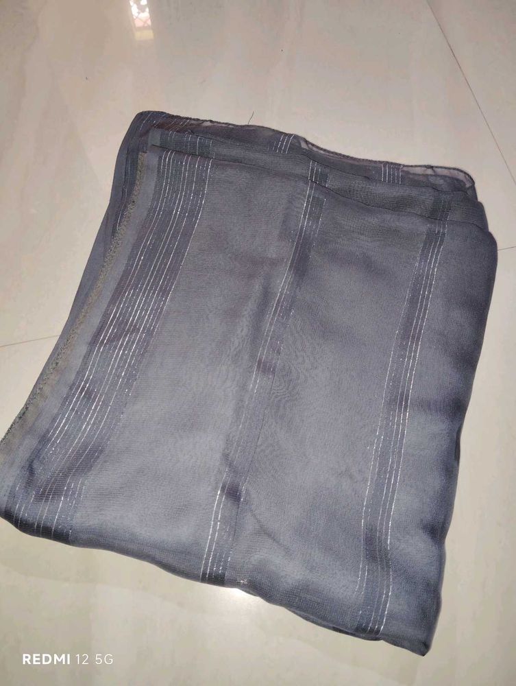 Grey Saree With Blouse
