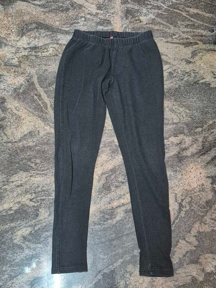 Comfortable Black Leggings