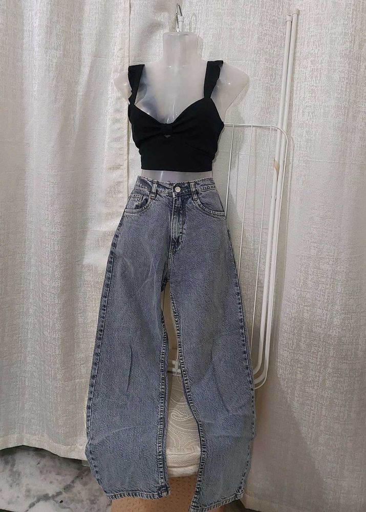 Straight legged Grey denims