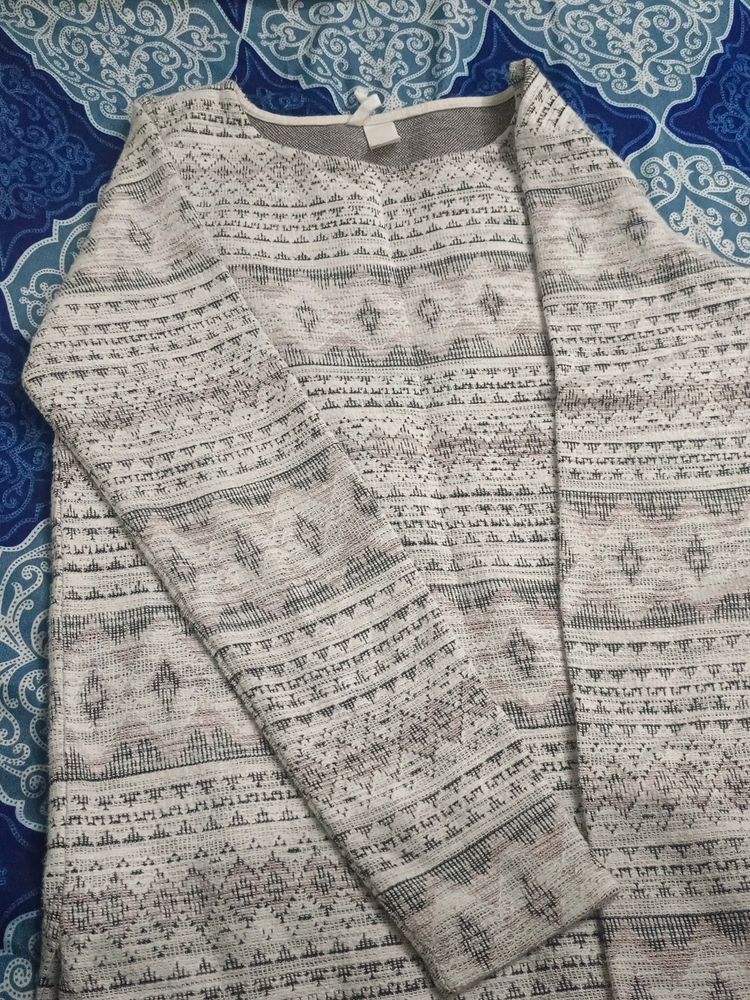 H&amp;M Cozy White Sweater