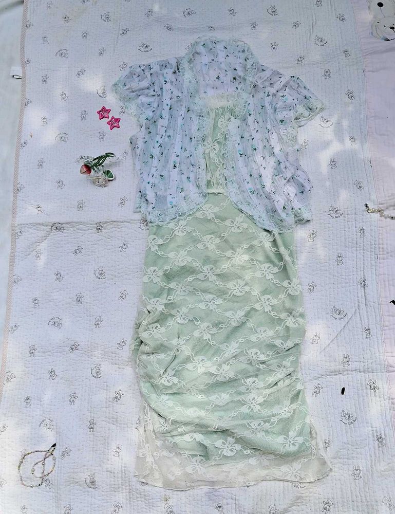 Aesthetic Lace Trim Dress 👗