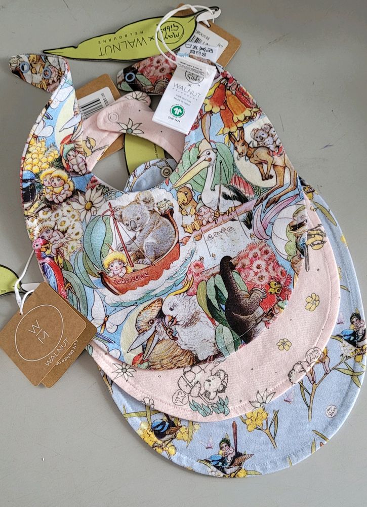 🤩Baby Bib 👶🏻 Buy 4 Get 1 FREE🤩