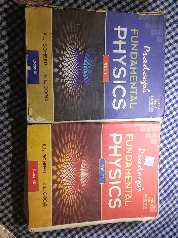 Pradeep&#39;s Fundamental Physics Volume 1&amp;2