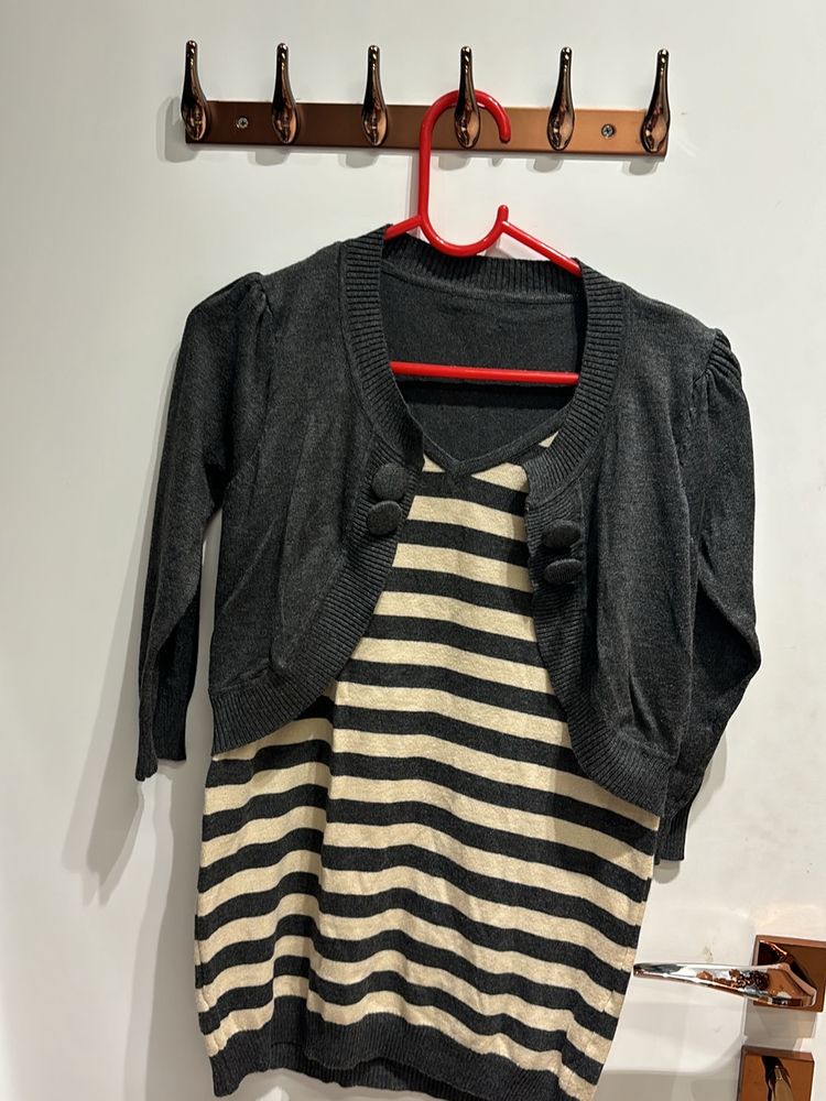 Top Attached Short Jacket