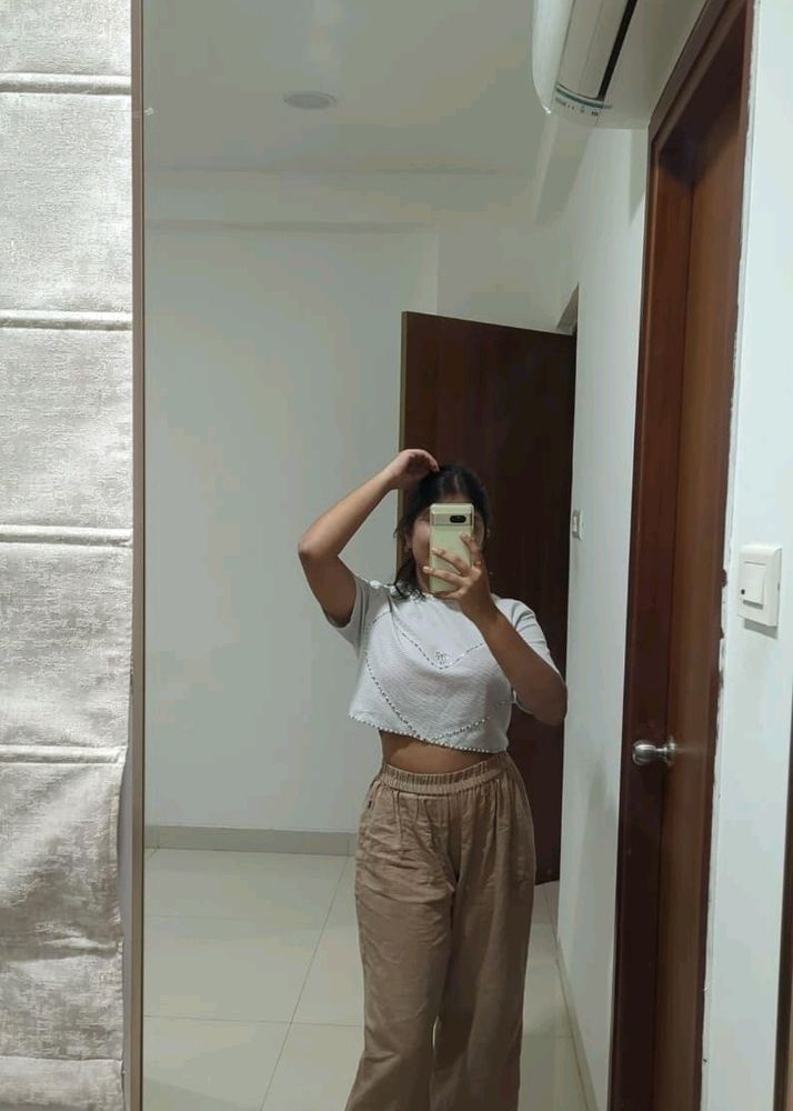 Beautiful DIY crop Tshirt With White Stones