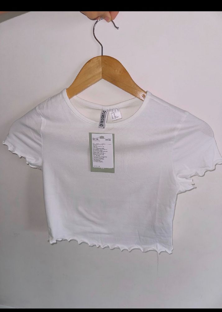 H&amp;m White Crop Top🤍🥡