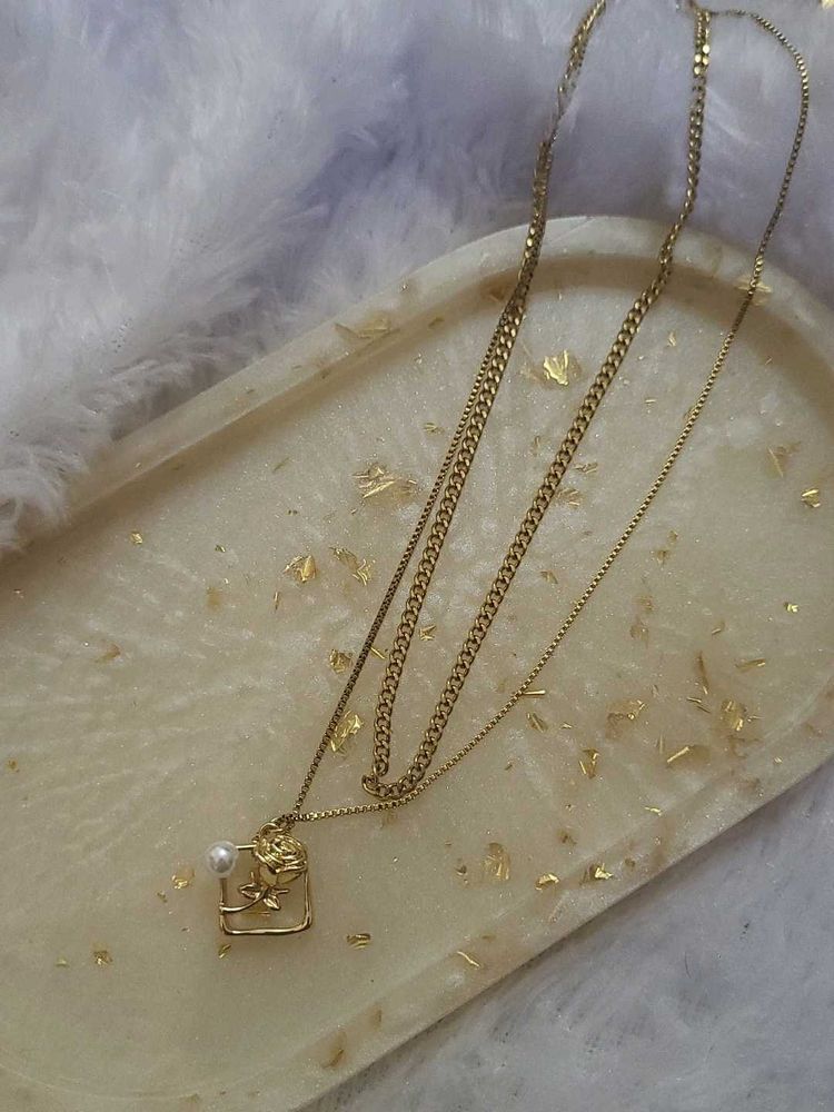 Double Layer Chain With Pendant
