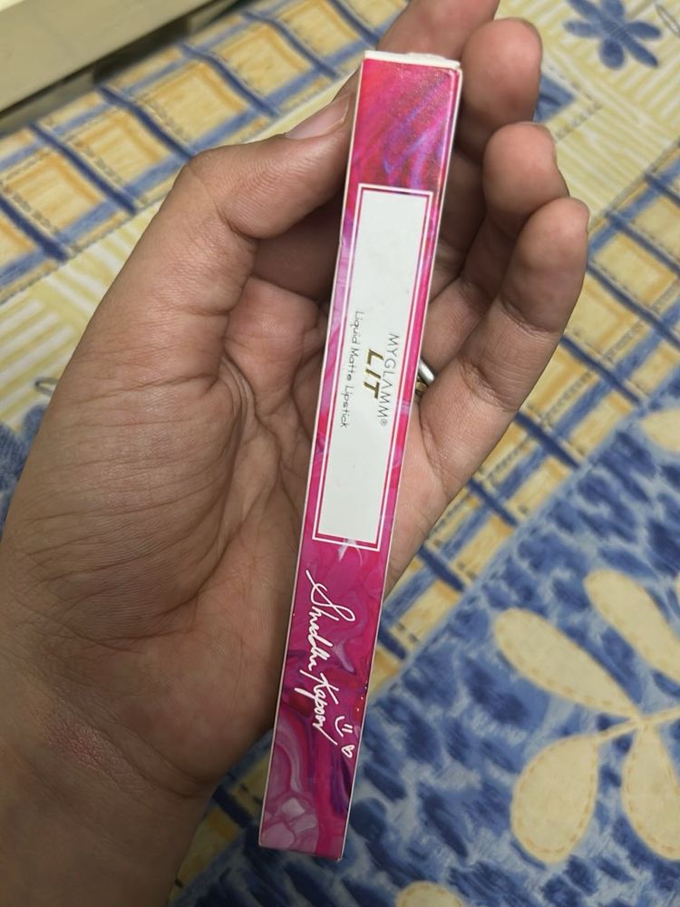 MyGlamm LIT Liquid Matte Lipstick