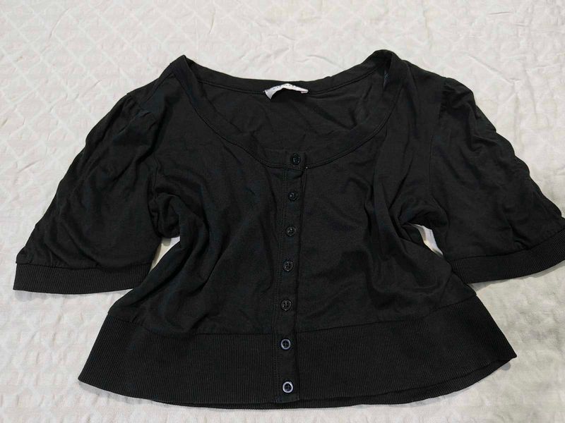 Black Cropped Top