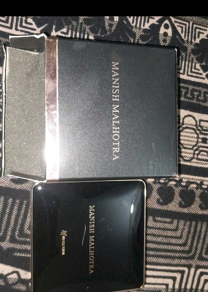 Manish Malhotra Compact