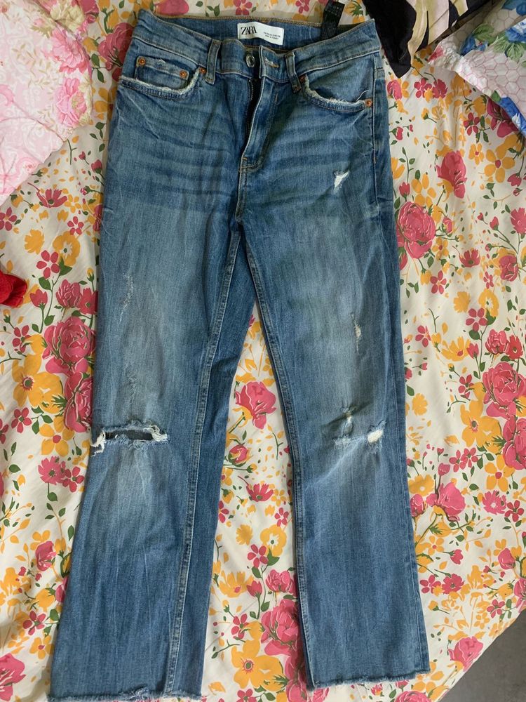 Zara Distressed Jeans
