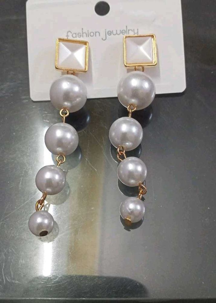 Pearl Drop Earrings