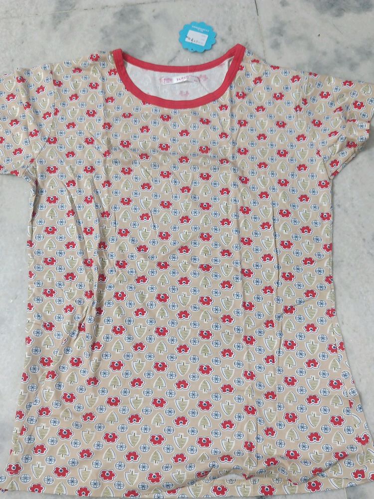 Women&#39;s T-shirts