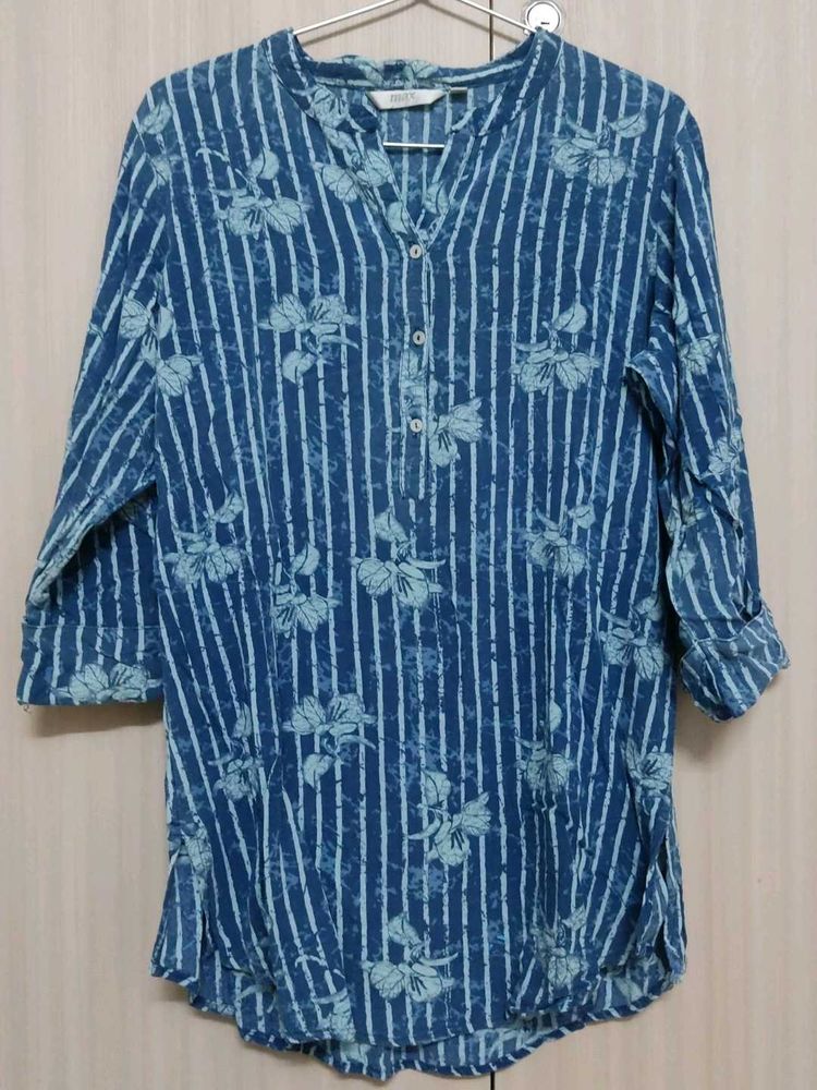 Blue Floral Print Top