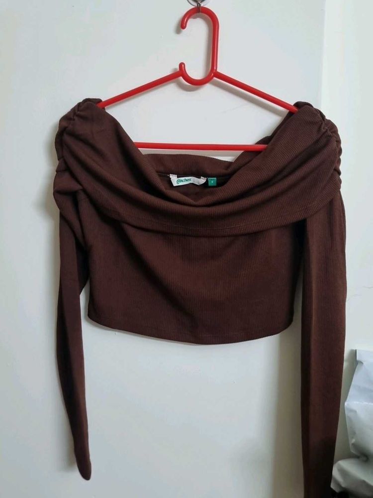 Brown Off-Shoulder Long Sleeve Top