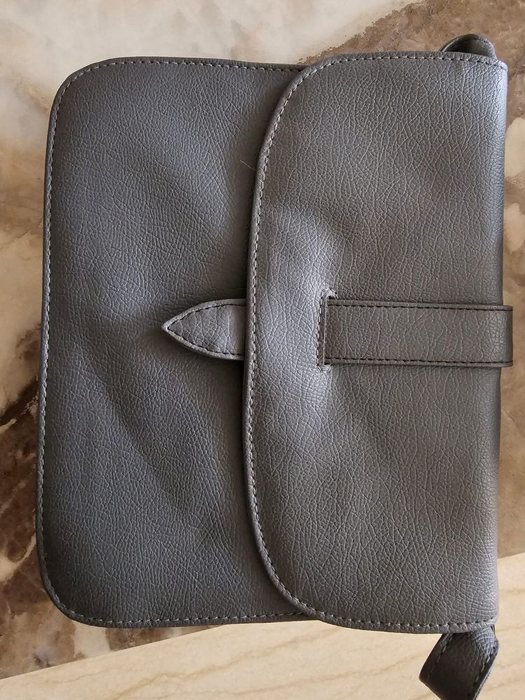 Black Sling Bag For Girls