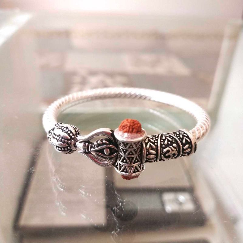 Pure Silver Oxidised Trishul Rudraksha Open Kada