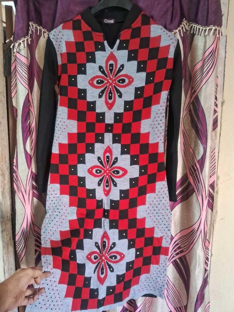Stylish Red &amp; Black Woolen Kurta Set