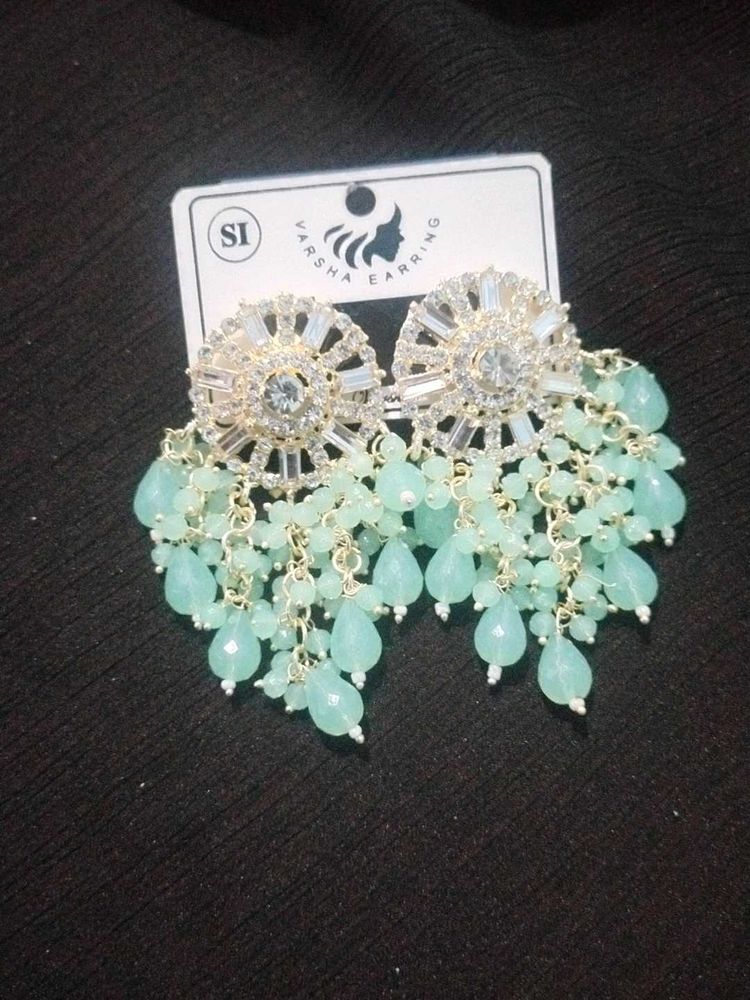 I Am Selling Beautiful  Chandbali Earings