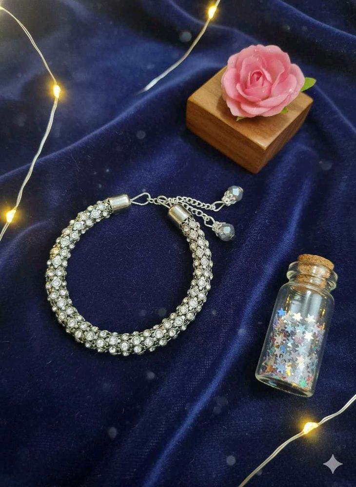 Sparkling Silver Bracelet for Women