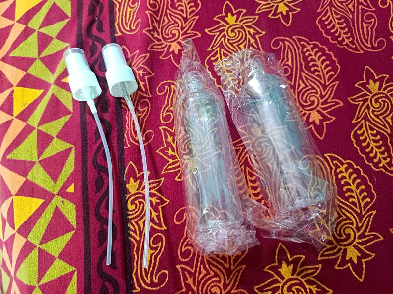 (Set Of 2) New Spray Bottles Clear