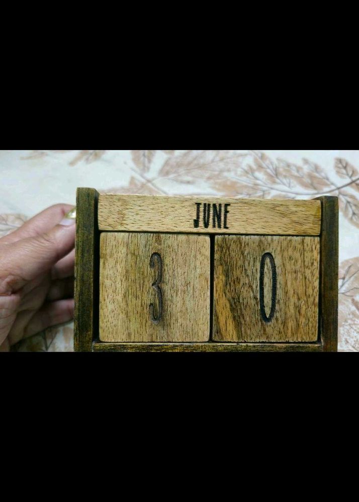 Desk Calender