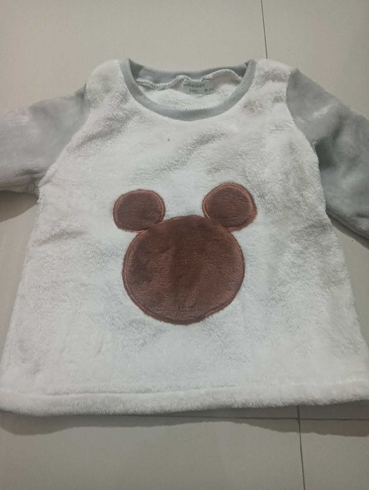 Baby Sweater with leggi