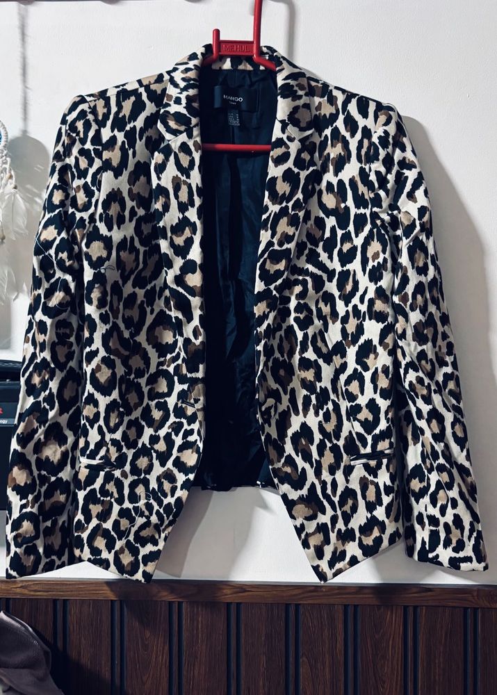 Leopard Print Blazer