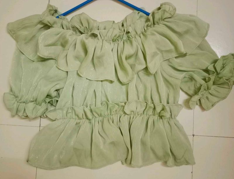 Cute Green Top (Off Shoulder)