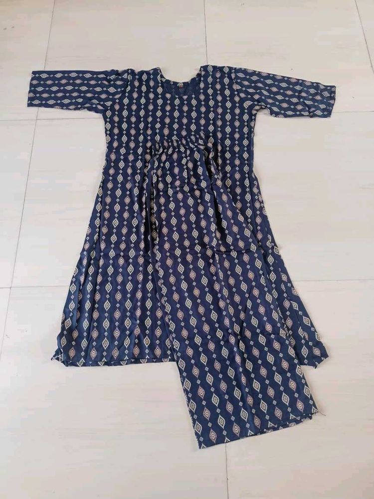 Stylish Printed Kurta Set 💙