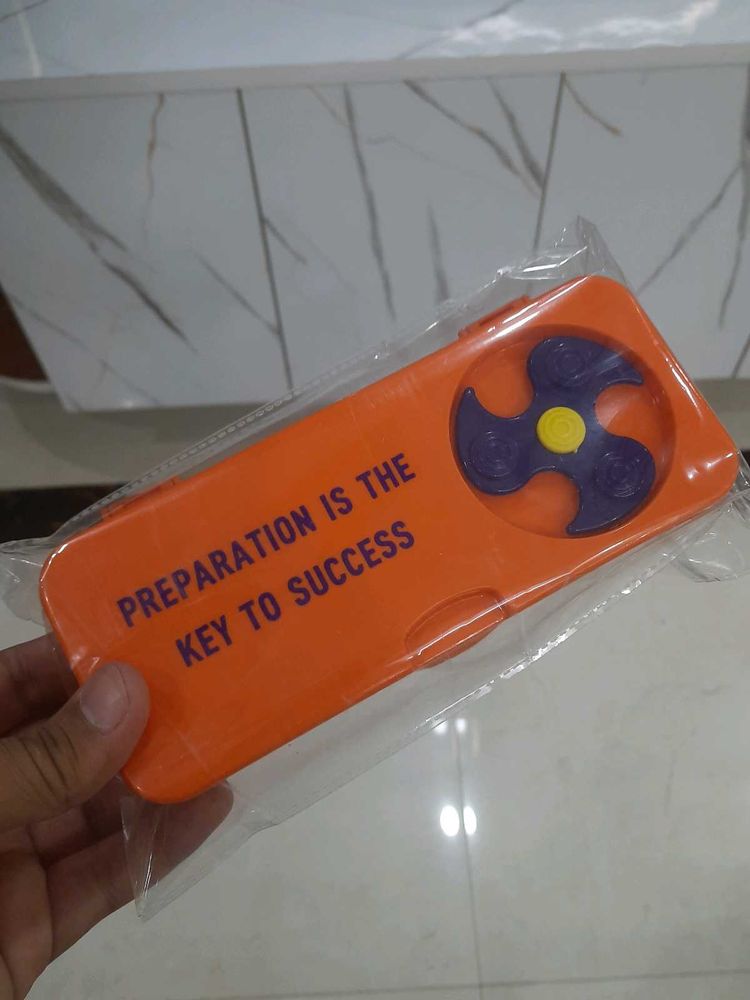 BOURN VITA Pencil Case