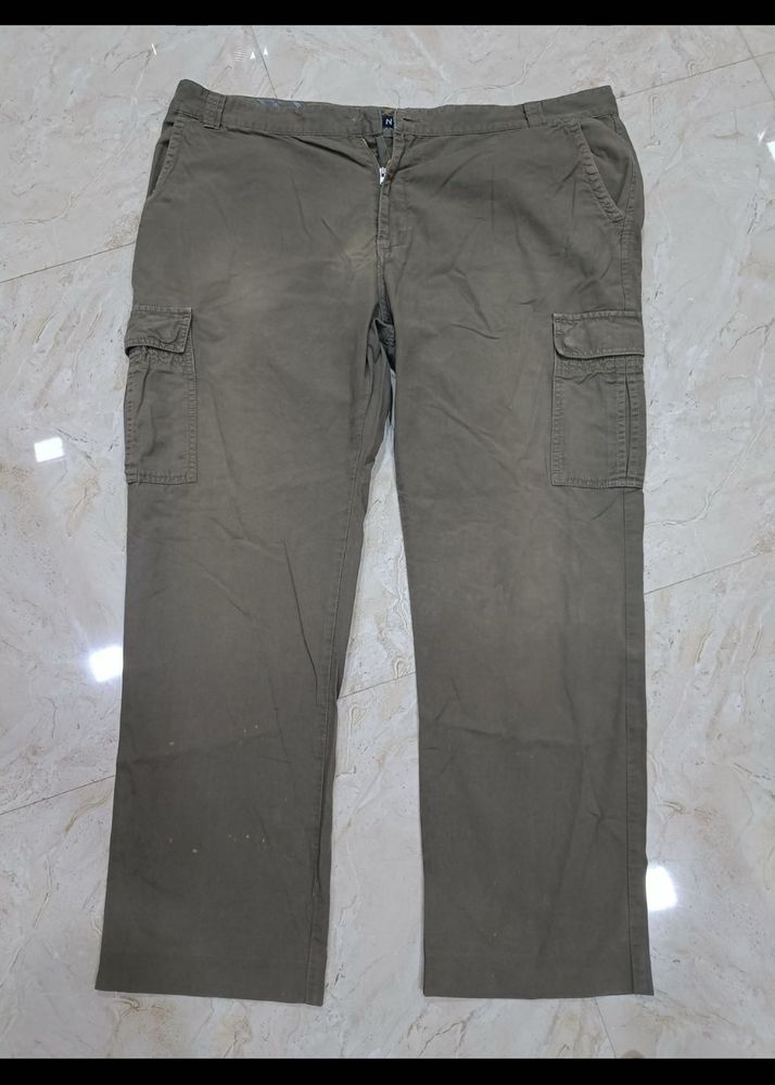 brand new cargo 6 pocket