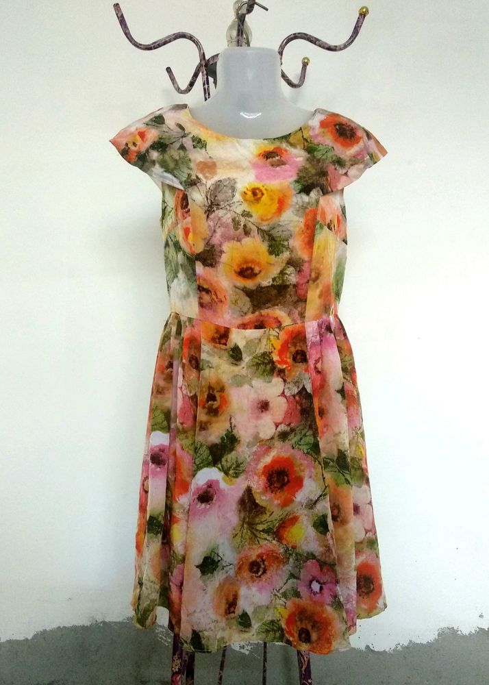 Dreamy Floral Knee Length Dress