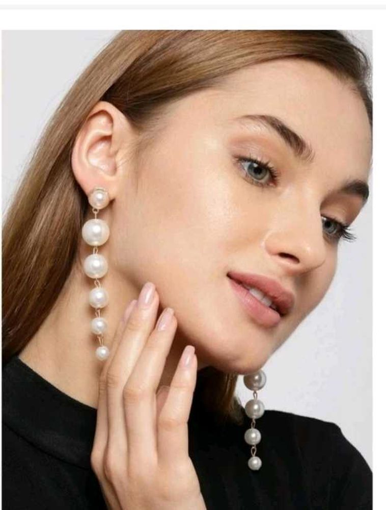 Elegant Pearl Drop Earrings