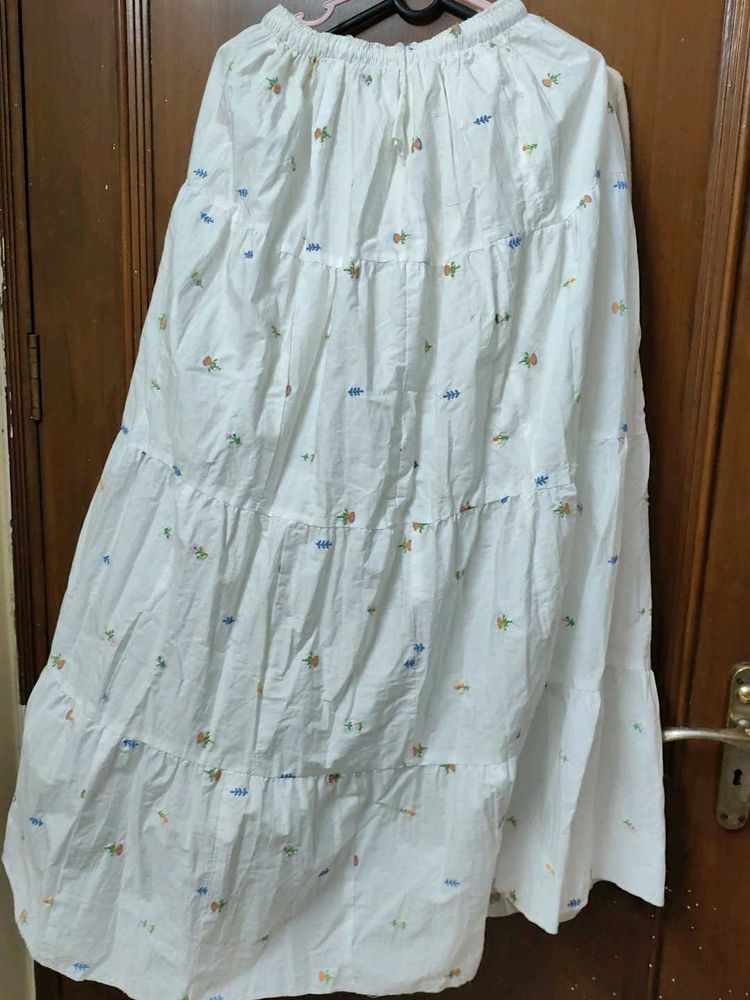 aesthetic Pinterest,White Floral Tiered Skirt,
