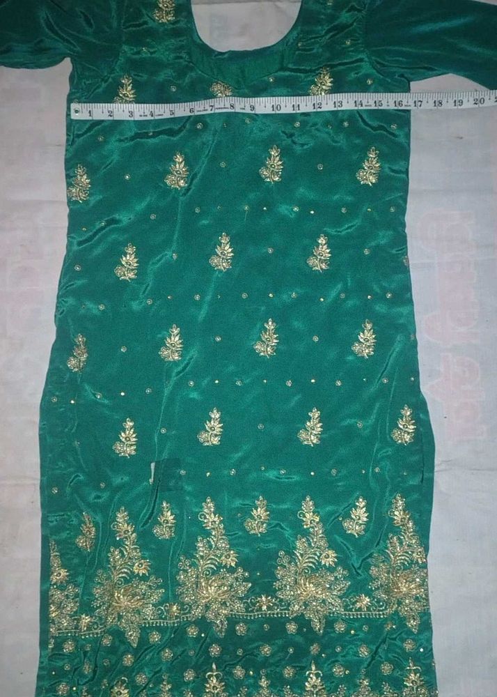 Green creap silksuite