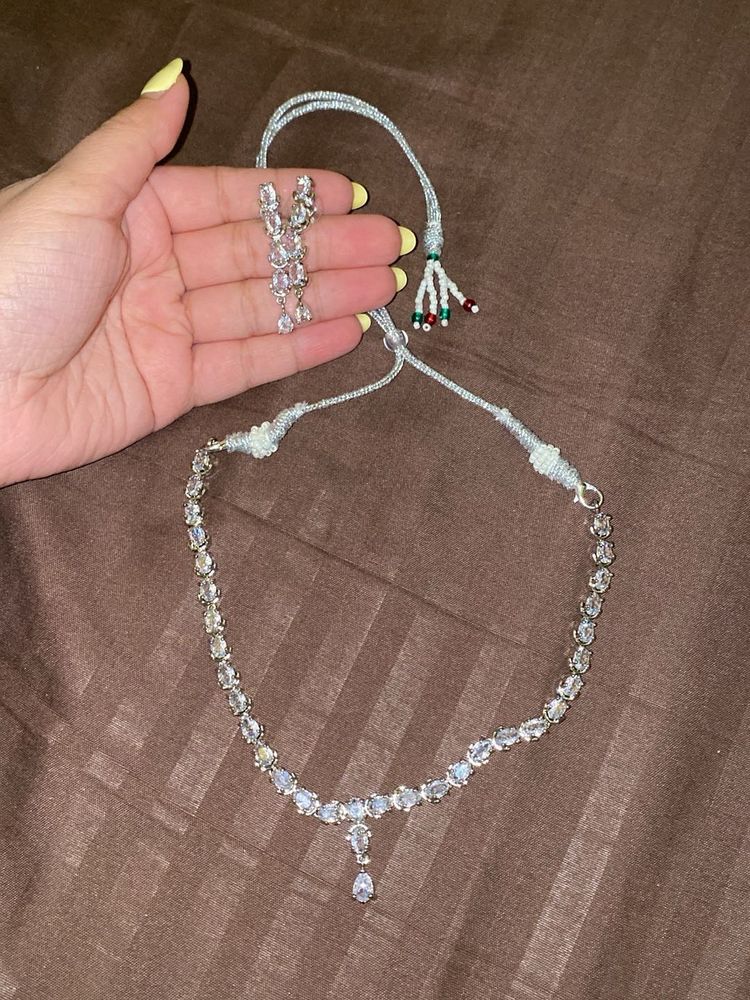 Elegant Necklace &amp; Earring Set