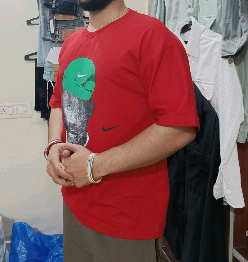 Drop shoulder Tshirt