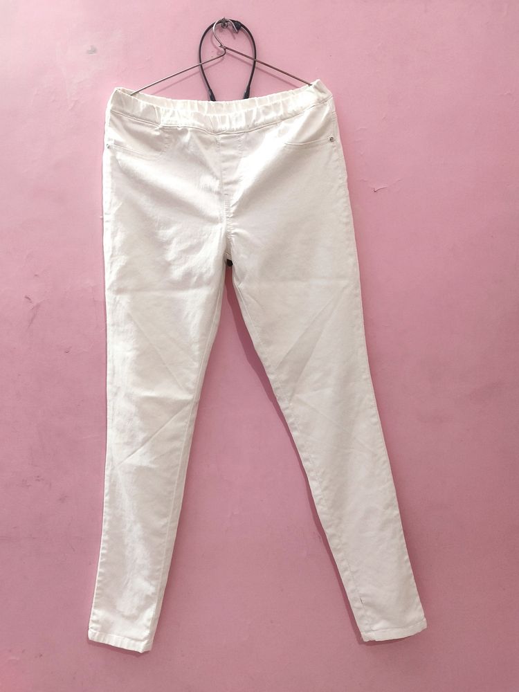 White Brand New Jeans/Jeggings