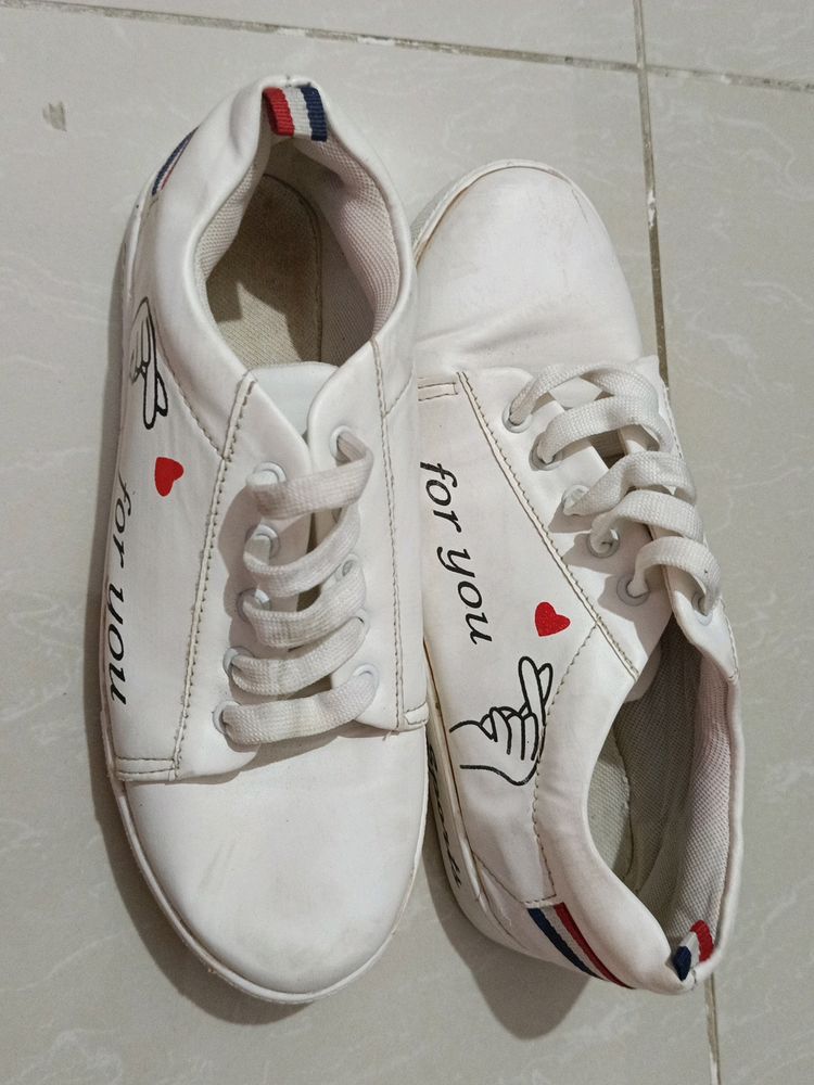 Pretty Shoes For Woman